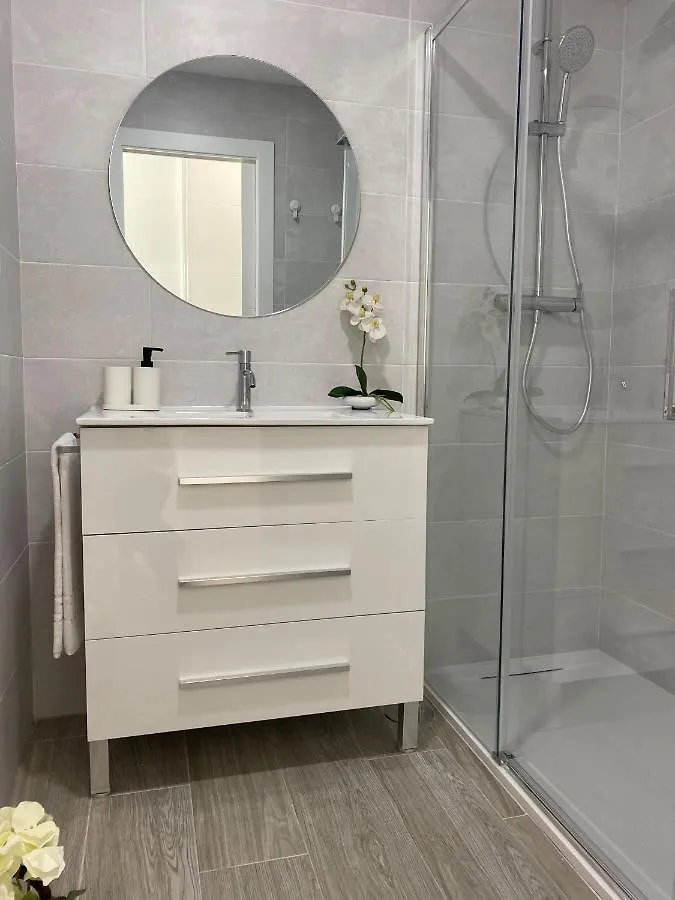 Carmen'S Cozy Apartment توريمولينوس
